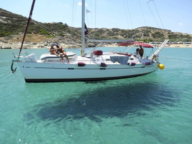 00-halkidiki-sailing-beneteau-clipper-393-04