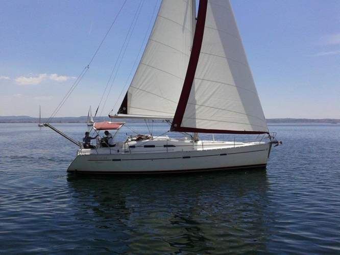 00-sporades-sailing-beneteau-393-15