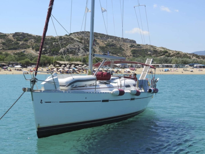 halkidiki-sailing-beneteau-clipper-393-06