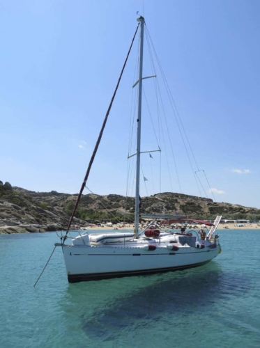 halkidiki-sailing-beneteau-clipper-393-07