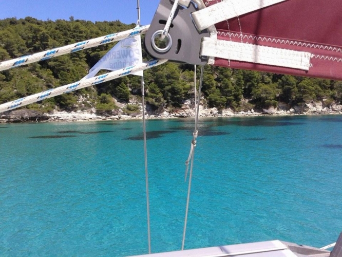 skiathos-sailing-beneteau-393-holidays-05